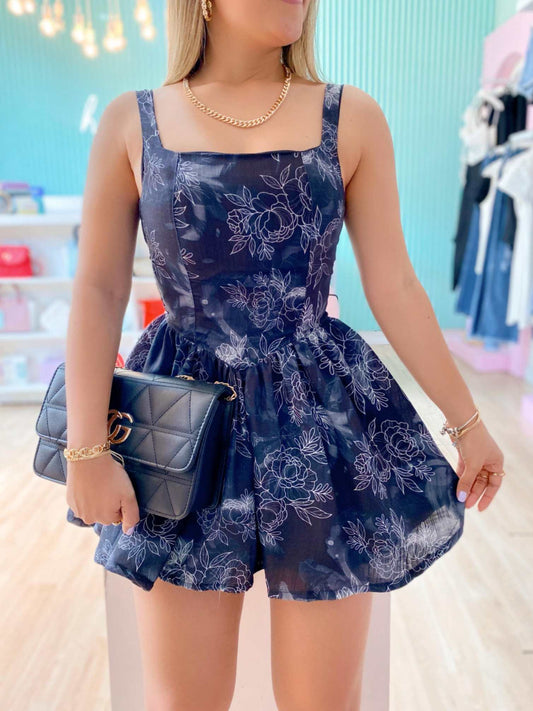 Vestido samara est flores negro